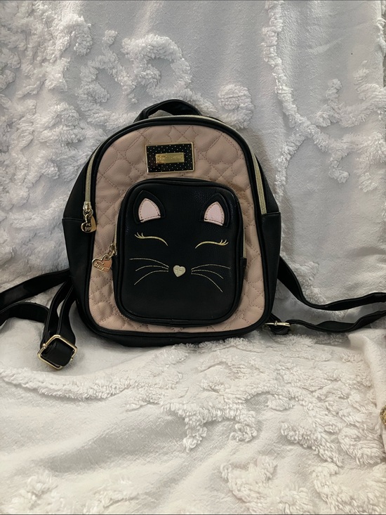 Betsey Johnson Handbags - Betsey Johnson Black & Blush Quilted Cat Face Mini Backpack
